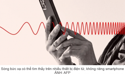 Cách giúp cơ thể giảm hấp thụ sóng bức xạ khi dùng điện thoại