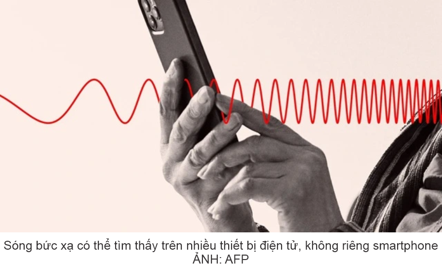 Cách giúp cơ thể giảm hấp thụ sóng bức xạ khi dùng điện thoại